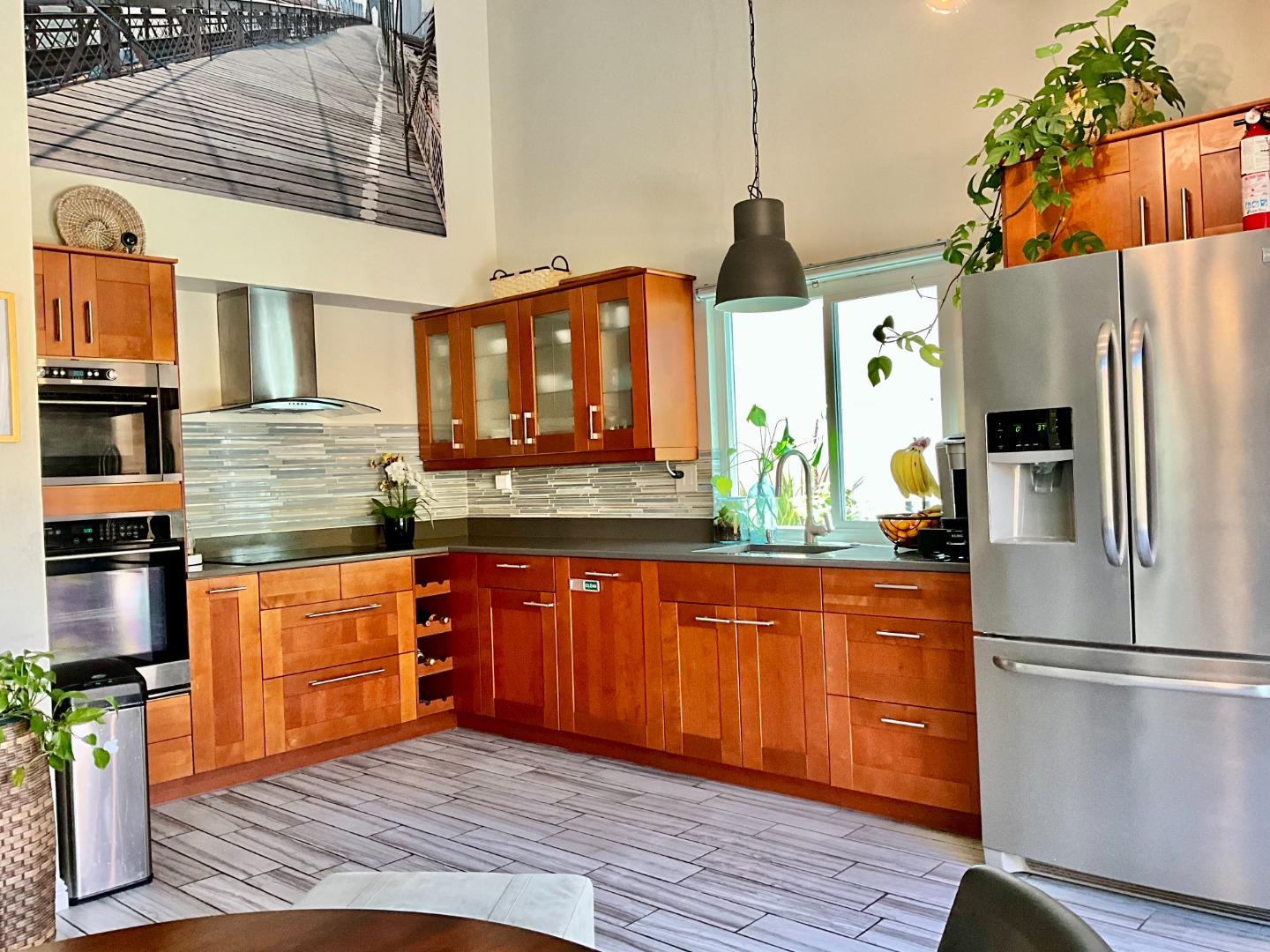 Detail Gallery Image 13 of 19 For 32542 Lake Tana St, Fremont,  CA 94555 - 4 Beds | 3 Baths