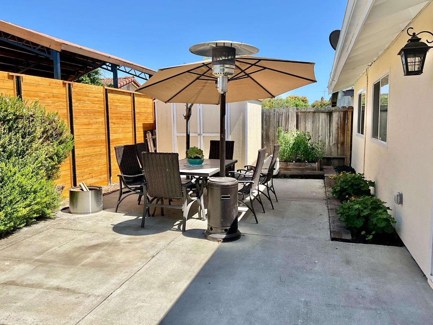 Detail Gallery Image 17 of 19 For 32542 Lake Tana St, Fremont,  CA 94555 - 4 Beds | 3 Baths