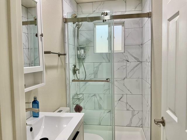 Detail Gallery Image 6 of 19 For 32542 Lake Tana St, Fremont,  CA 94555 - 4 Beds | 3 Baths
