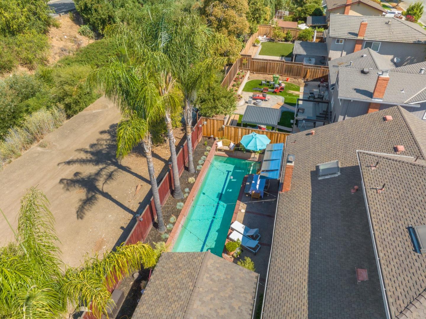 Detail Gallery Image 19 of 39 For 3825 Wellington Sq, San Jose,  CA 95136 - 4 Beds | 3 Baths