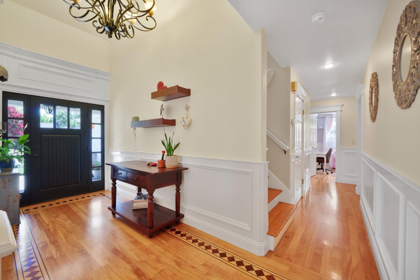 Detail Gallery Image 3 of 39 For 3825 Wellington Sq, San Jose,  CA 95136 - 4 Beds | 3 Baths