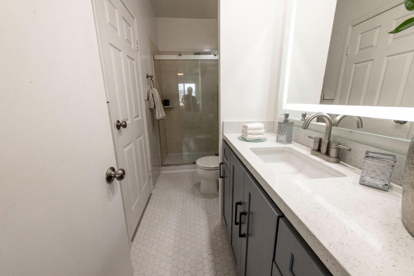 Detail Gallery Image 18 of 25 For 58 Monterey Blvd, San Francisco,  CA 94131 - – Beds | – Baths