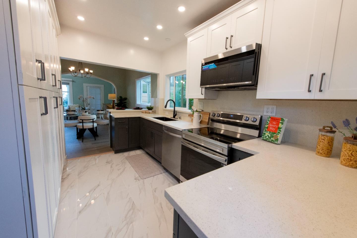 Detail Gallery Image 7 of 25 For 58 Monterey Blvd, San Francisco,  CA 94131 - – Beds | – Baths