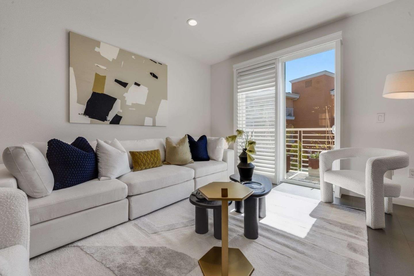 Detail Gallery Image 13 of 26 For 401 Crescent Ct #4401,  San Francisco,  CA 94134 - 1 Beds | 1 Baths