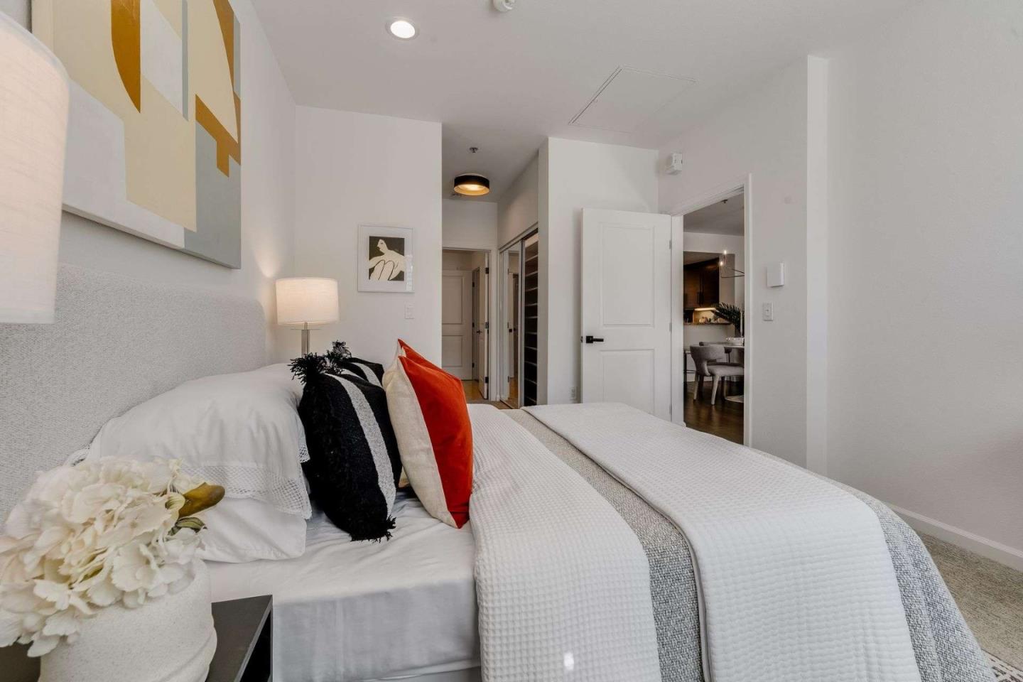 Detail Gallery Image 16 of 26 For 401 Crescent Ct #4401,  San Francisco,  CA 94134 - 1 Beds | 1 Baths