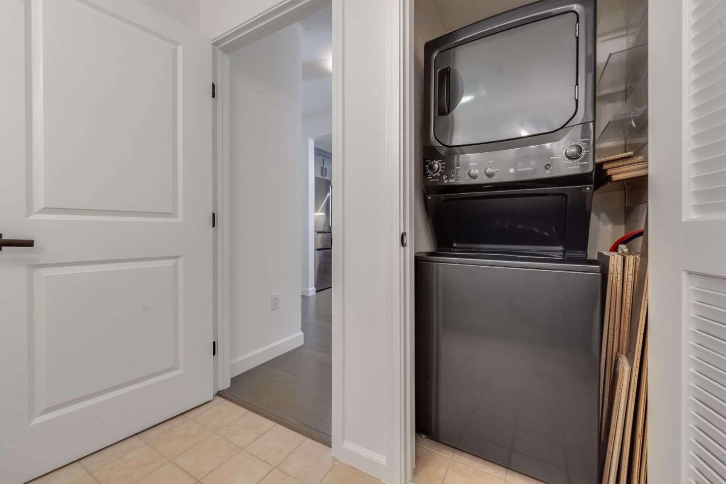 Detail Gallery Image 21 of 26 For 401 Crescent Ct #4401,  San Francisco,  CA 94134 - 1 Beds | 1 Baths