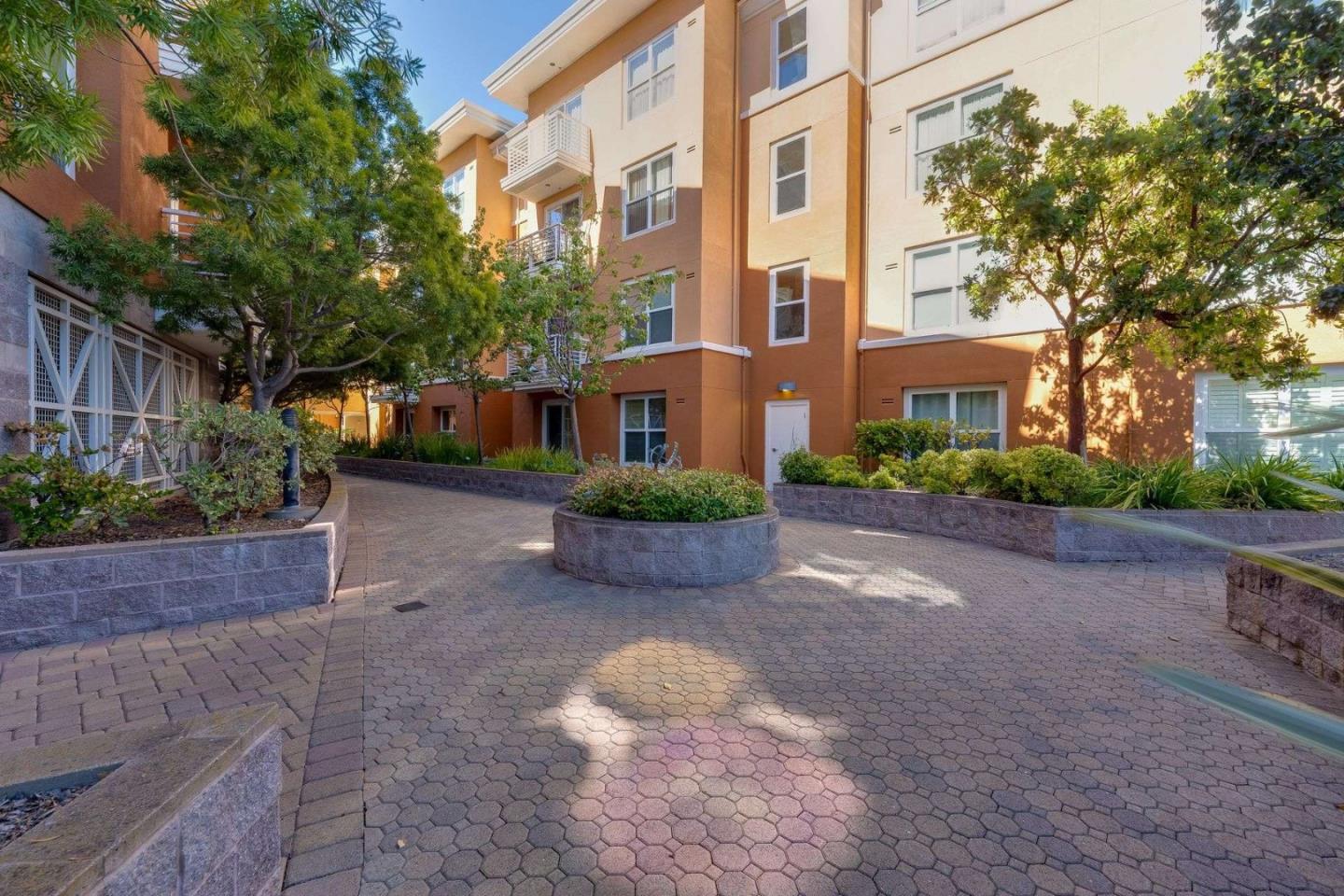Detail Gallery Image 24 of 26 For 401 Crescent Ct #4401,  San Francisco,  CA 94134 - 1 Beds | 1 Baths