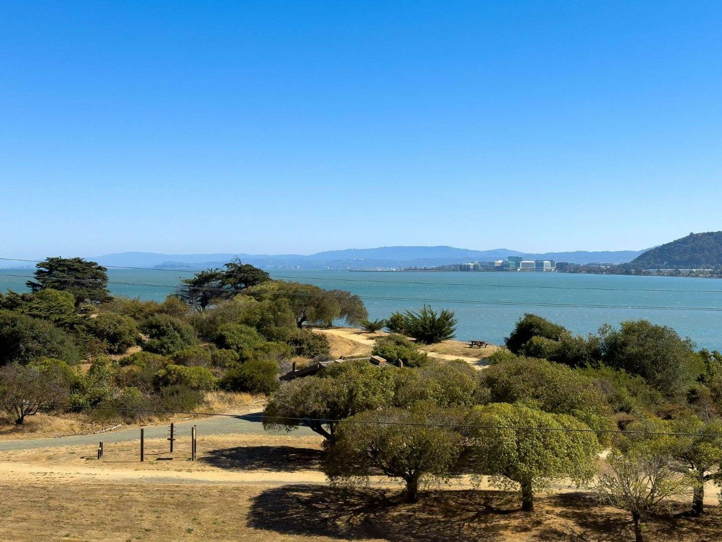 Detail Gallery Image 26 of 26 For 401 Crescent Ct #4401,  San Francisco,  CA 94134 - 1 Beds | 1 Baths