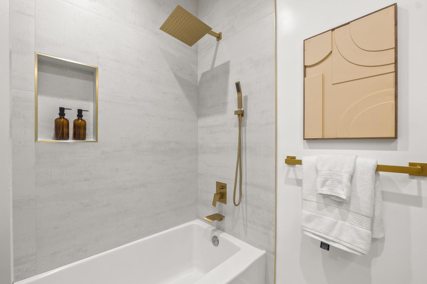 Detail Gallery Image 11 of 40 For 1021 N California Ave, Palo Alto,  CA 94303 - 4 Beds | 3/1 Baths