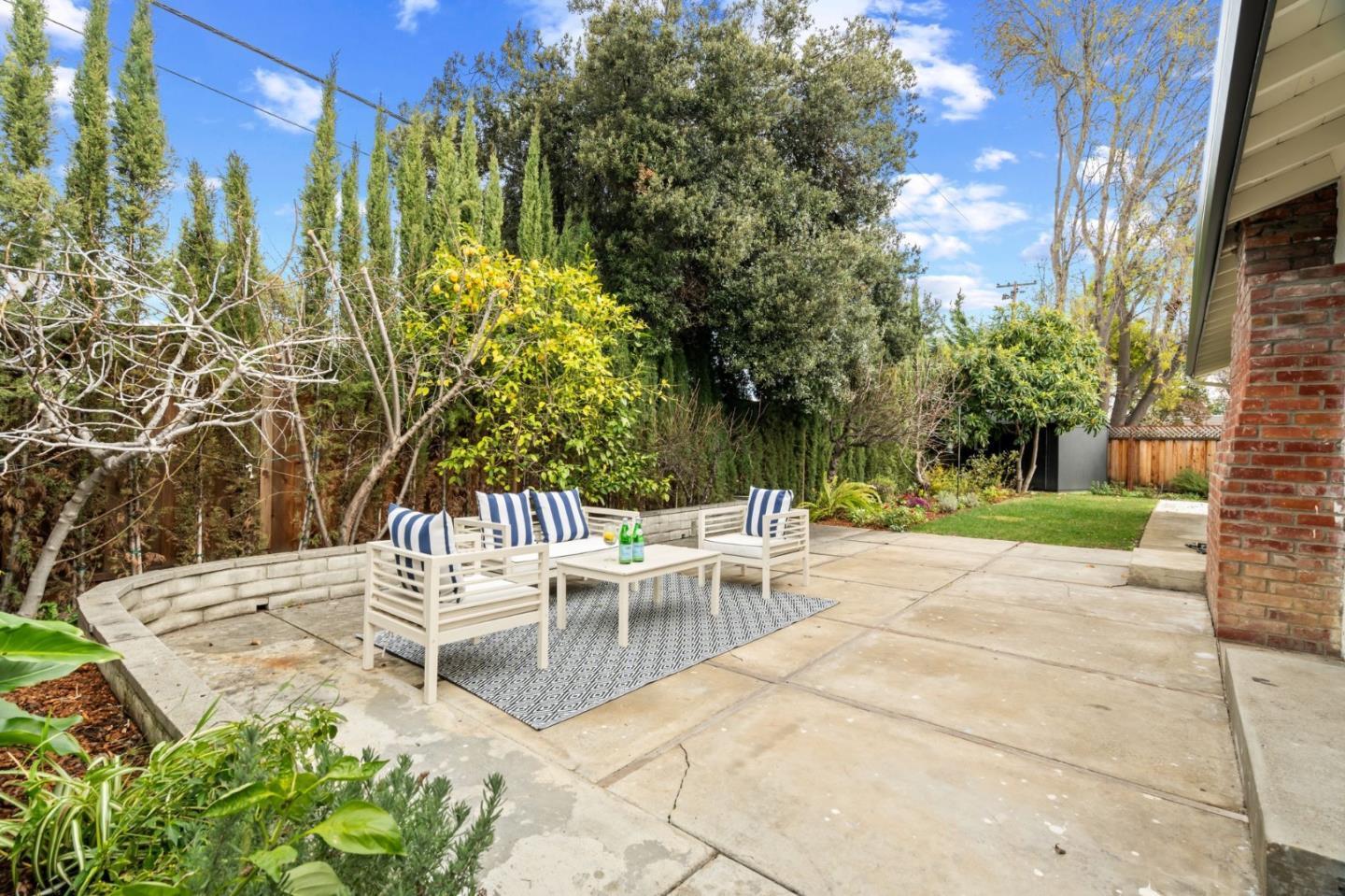 Detail Gallery Image 34 of 47 For 1002 Oaktree Dr, San Jose,  CA 95129 - 3 Beds | 2 Baths