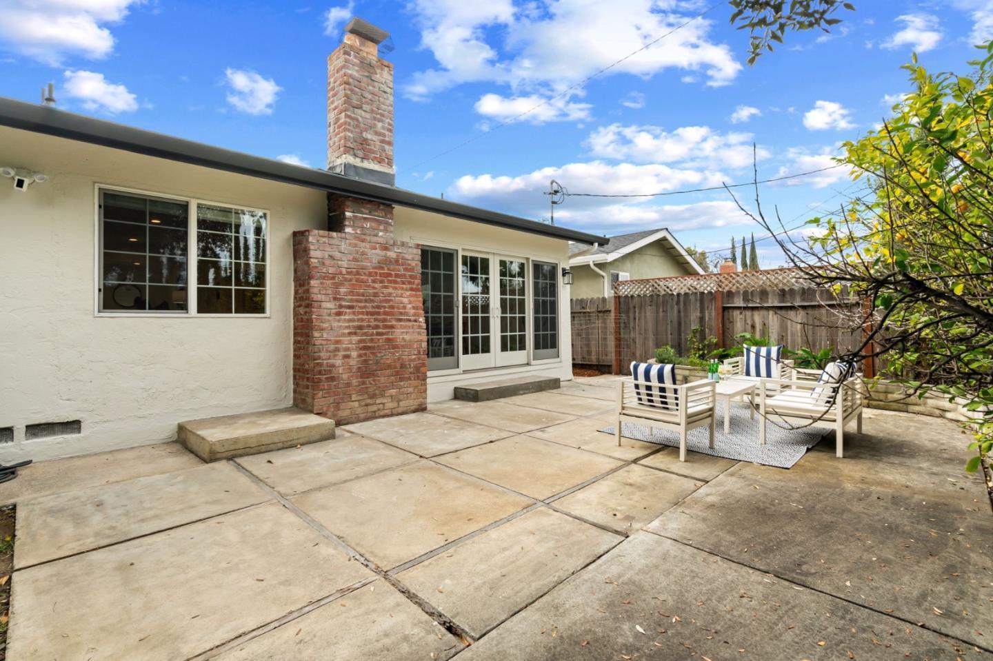 Detail Gallery Image 36 of 47 For 1002 Oaktree Dr, San Jose,  CA 95129 - 3 Beds | 2 Baths