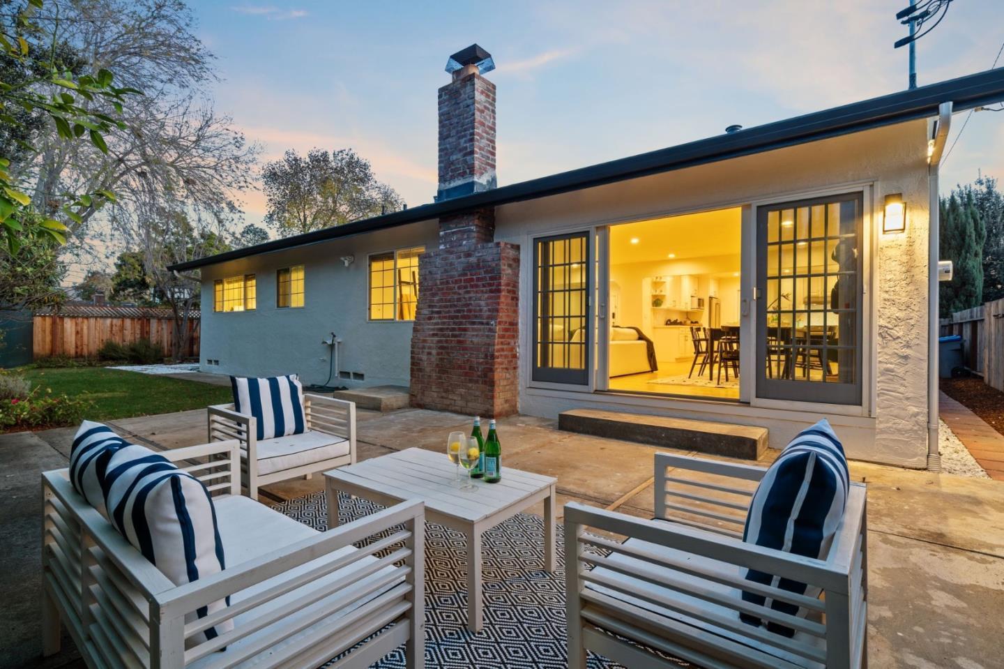 Detail Gallery Image 43 of 47 For 1002 Oaktree Dr, San Jose,  CA 95129 - 3 Beds | 2 Baths