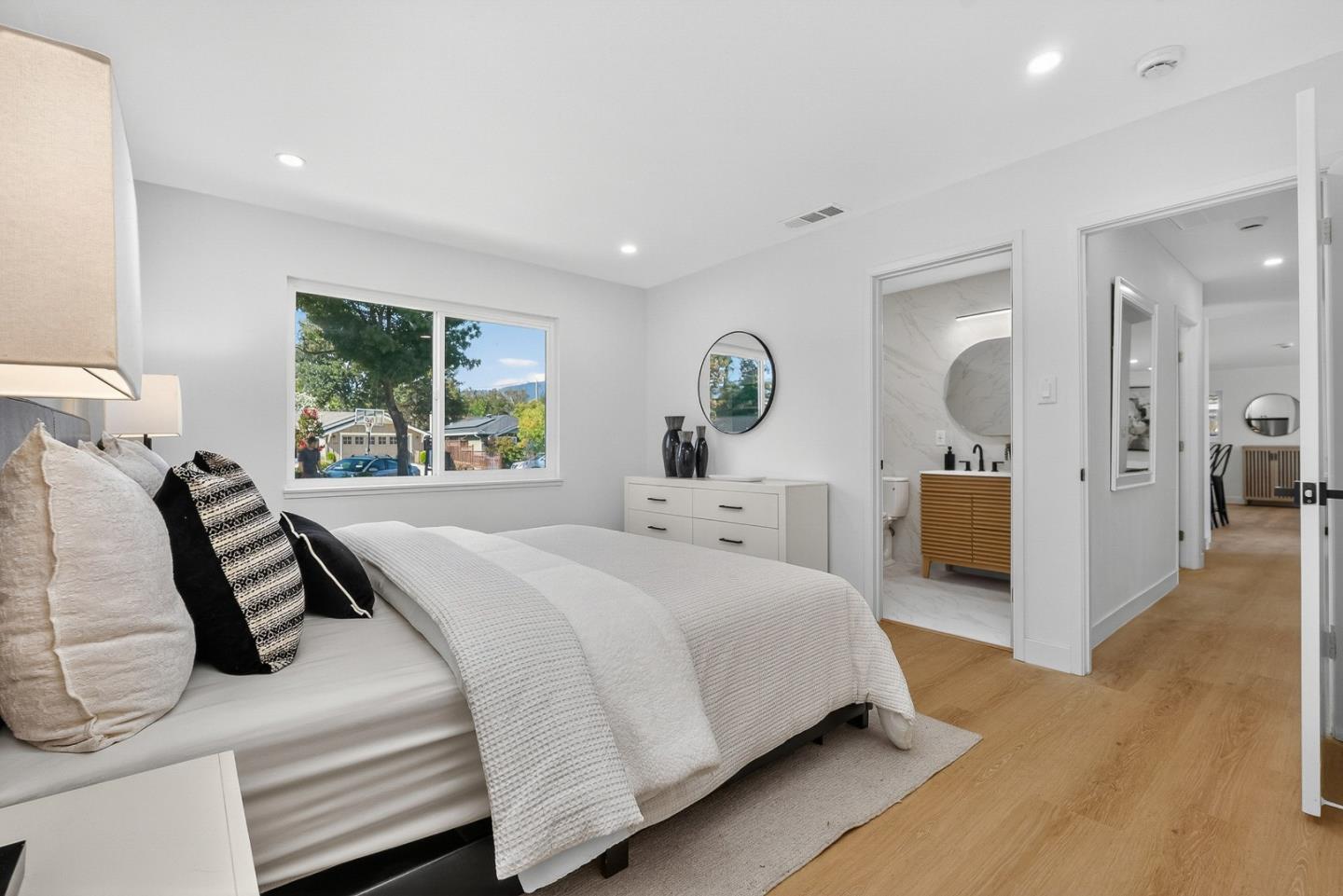 Detail Gallery Image 22 of 76 For 209 Nob Hill Way, Los Gatos,  CA 95032 - 3 Beds | 2 Baths