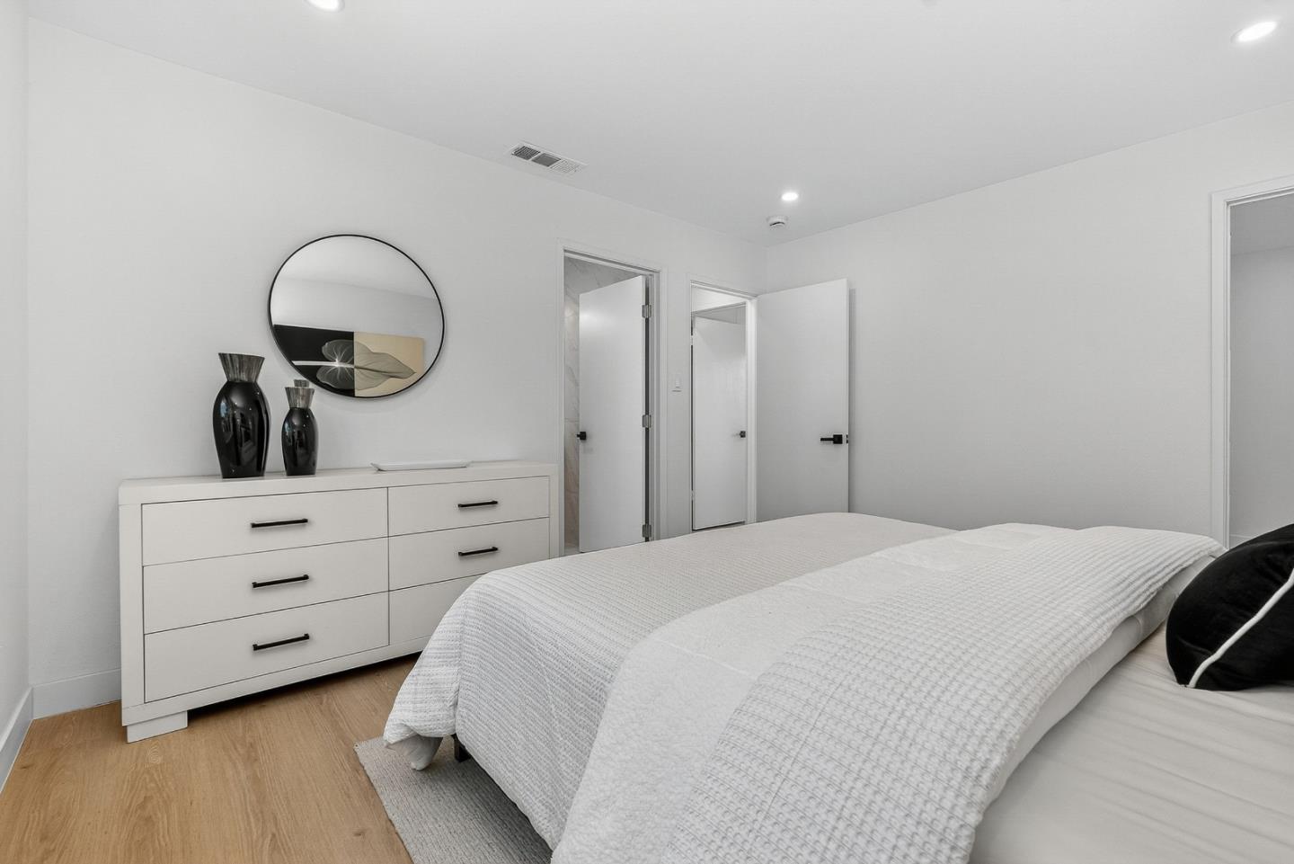 Detail Gallery Image 23 of 76 For 209 Nob Hill Way, Los Gatos,  CA 95032 - 3 Beds | 2 Baths