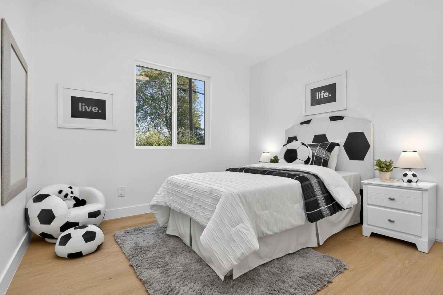 Detail Gallery Image 25 of 76 For 209 Nob Hill Way, Los Gatos,  CA 95032 - 3 Beds | 2 Baths