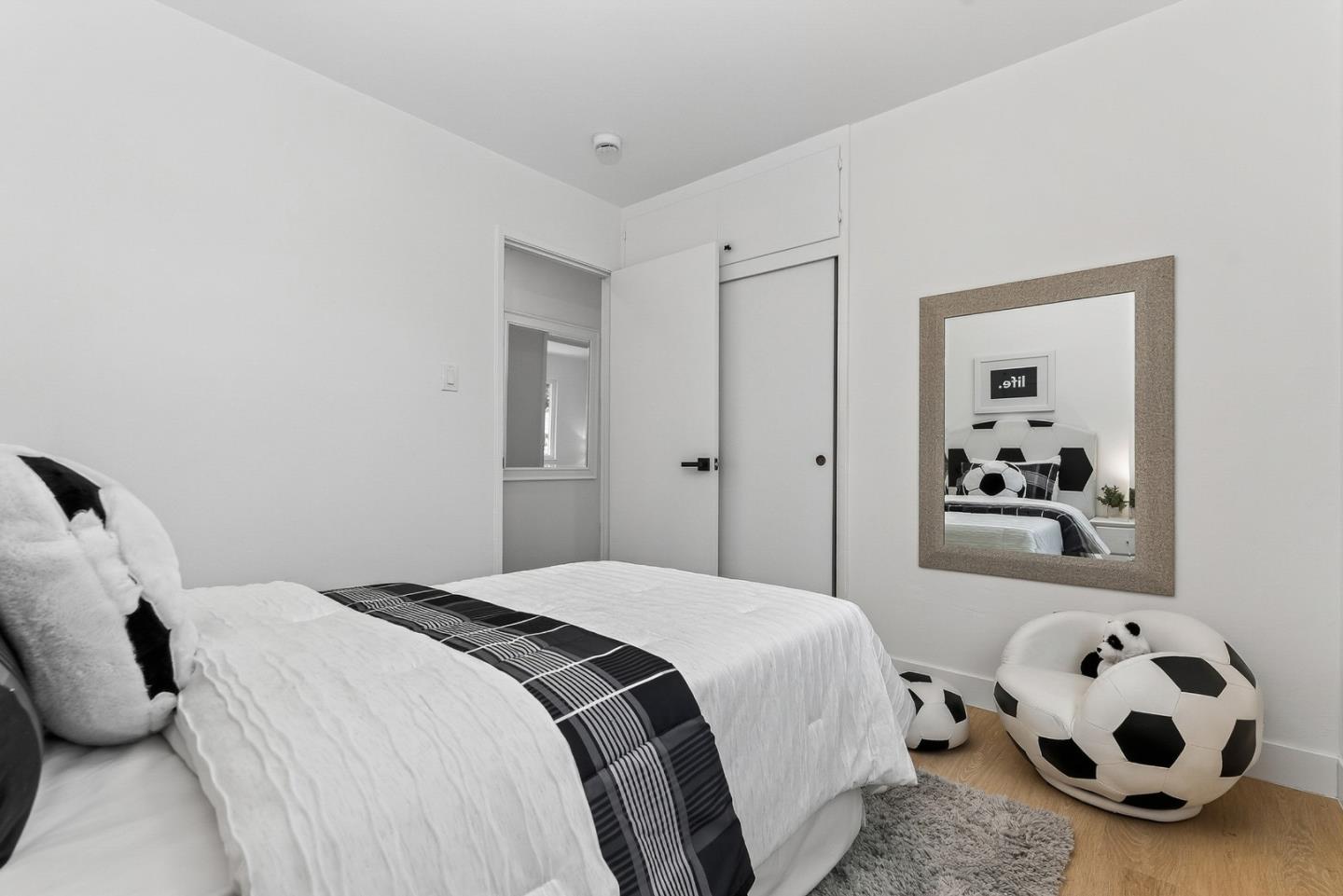 Detail Gallery Image 26 of 76 For 209 Nob Hill Way, Los Gatos,  CA 95032 - 3 Beds | 2 Baths