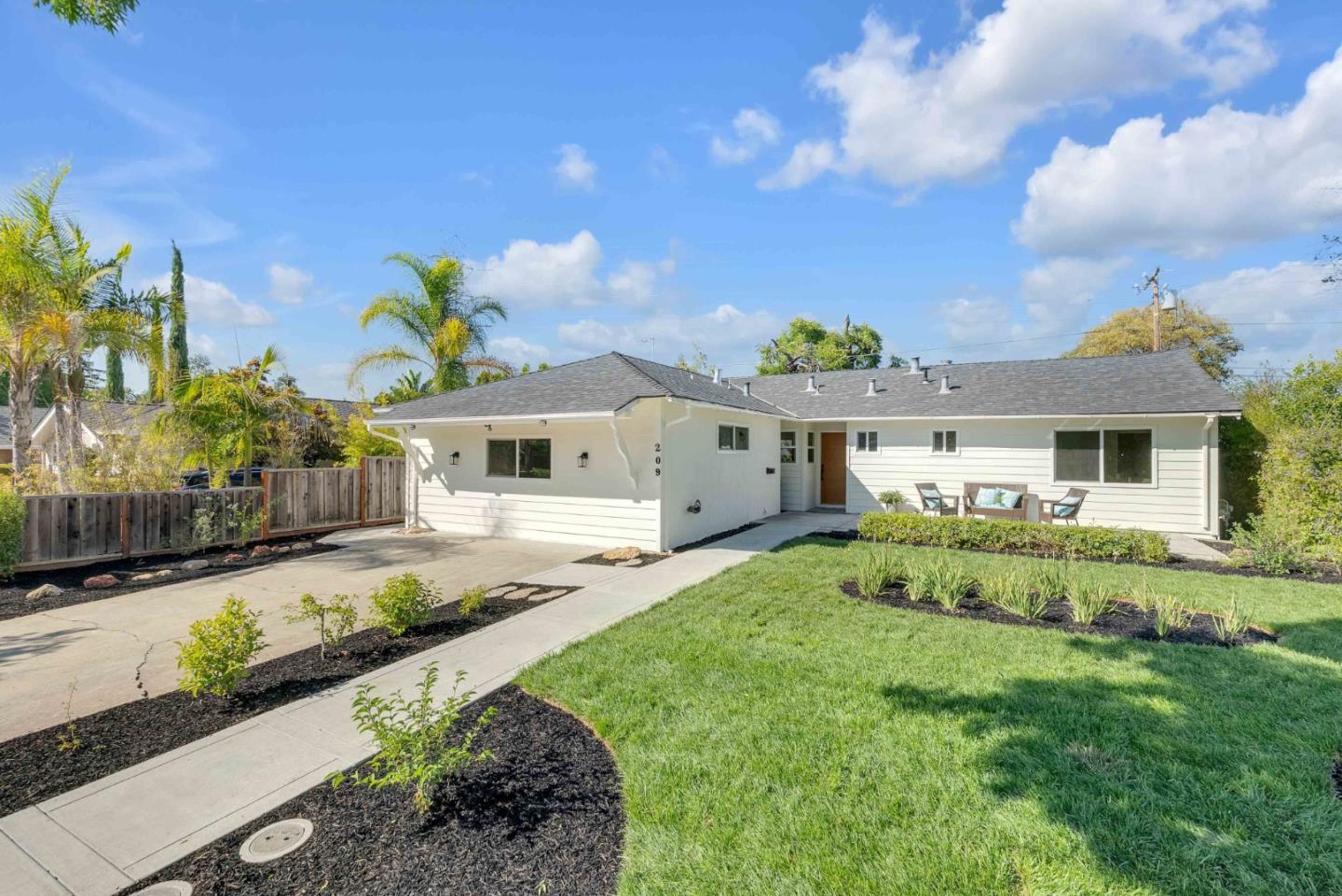 Detail Gallery Image 34 of 76 For 209 Nob Hill Way, Los Gatos,  CA 95032 - 3 Beds | 2 Baths