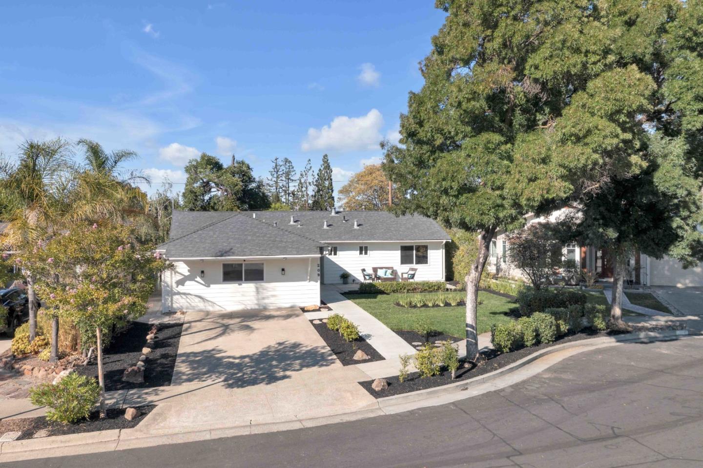Detail Gallery Image 46 of 76 For 209 Nob Hill Way, Los Gatos,  CA 95032 - 3 Beds | 2 Baths