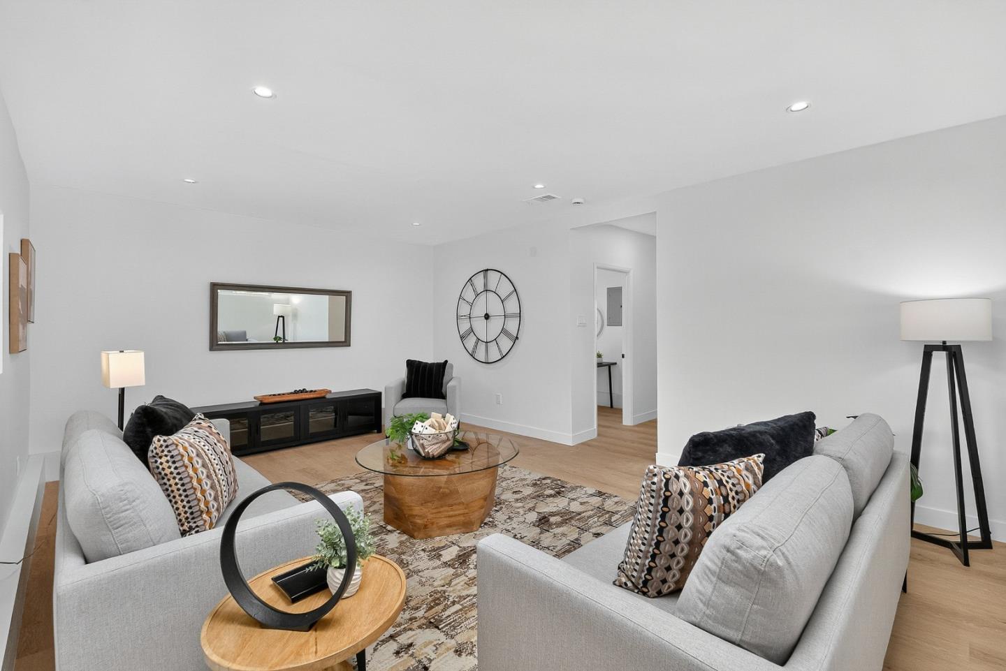 Detail Gallery Image 7 of 76 For 209 Nob Hill Way, Los Gatos,  CA 95032 - 3 Beds | 2 Baths