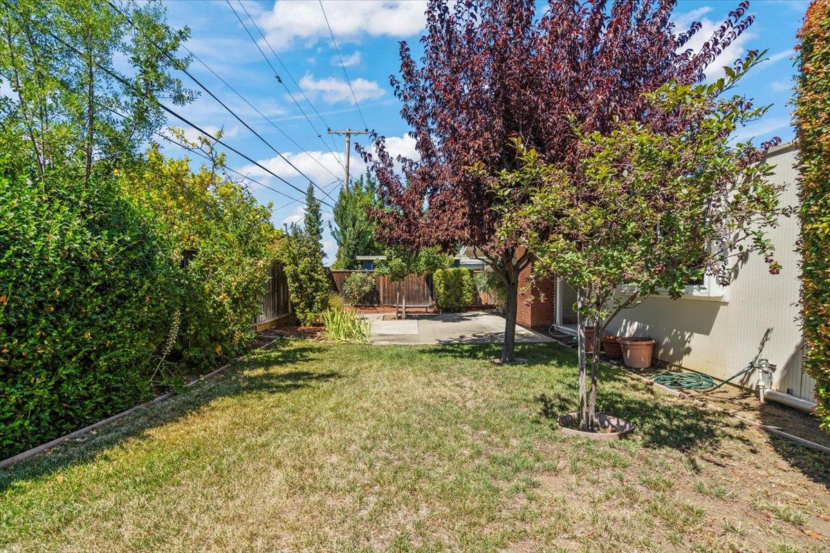 Detail Gallery Image 8 of 15 For 939 S Tantau Ave, Cupertino,  CA 95014 - 4 Beds | 2 Baths