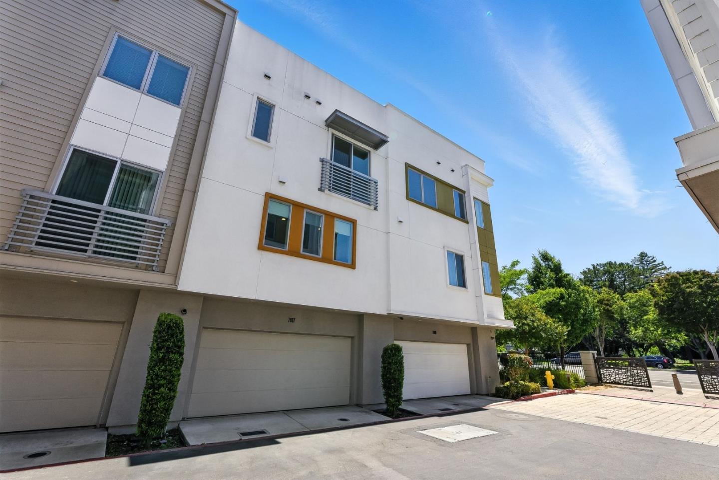 Detail Gallery Image 38 of 66 For 7997 Regional Cmn, Dublin,  CA 94568 - 2 Beds | 2/1 Baths