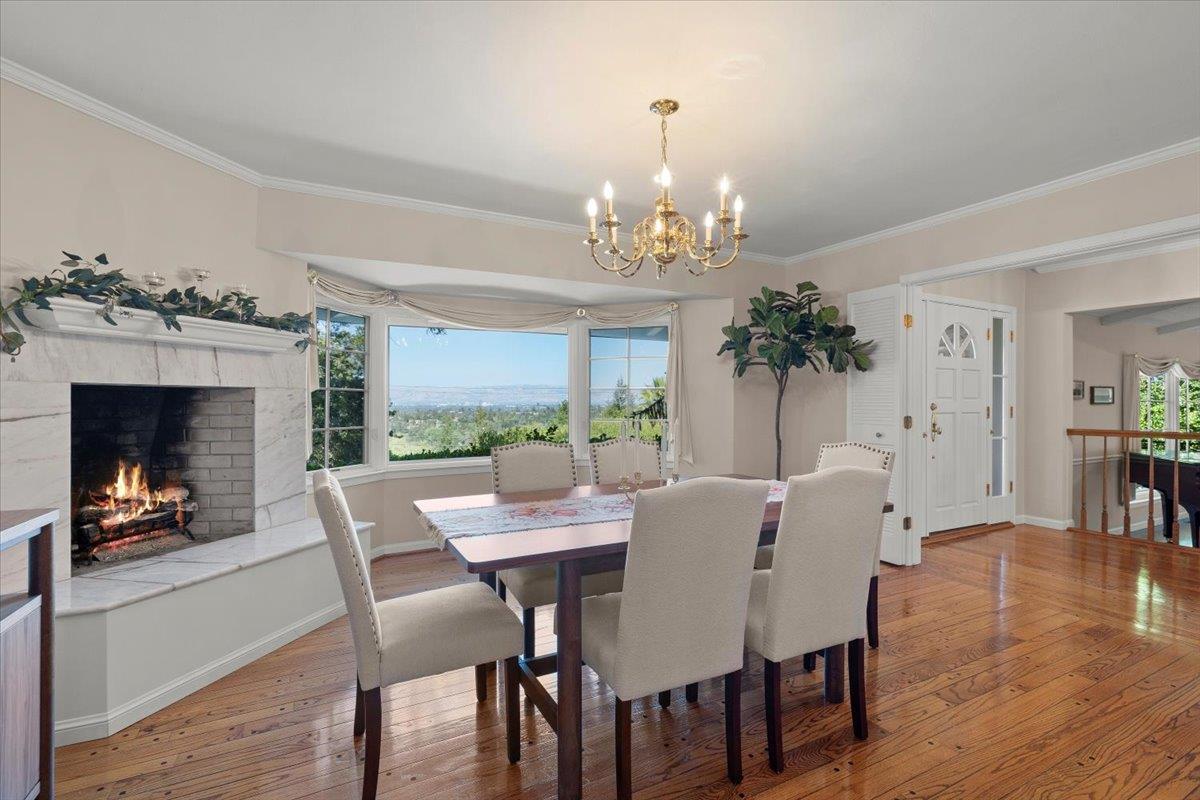 Detail Gallery Image 17 of 59 For 15195 El Camino Grande, Saratoga,  CA 95070 - 5 Beds | 4/1 Baths