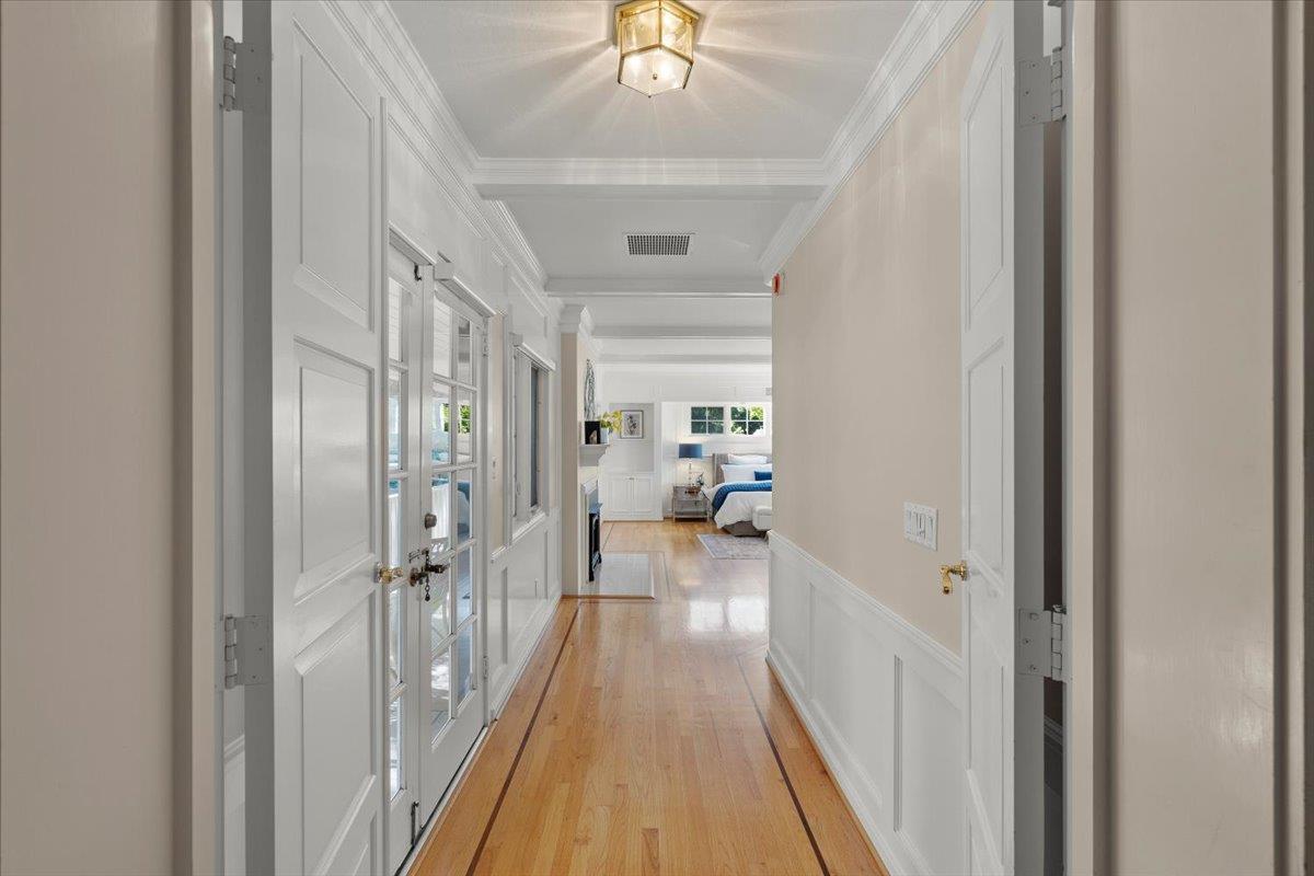 Detail Gallery Image 21 of 59 For 15195 El Camino Grande, Saratoga,  CA 95070 - 5 Beds | 4/1 Baths