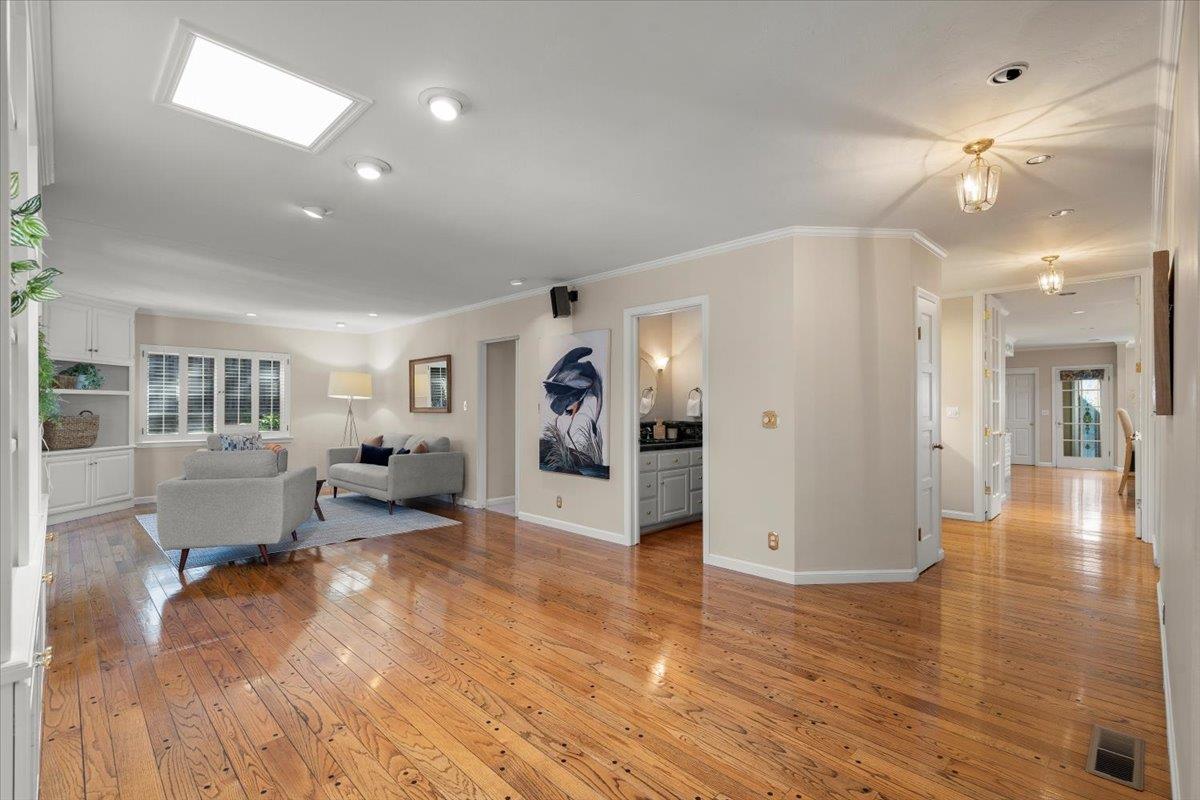 Detail Gallery Image 30 of 59 For 15195 El Camino Grande, Saratoga,  CA 95070 - 5 Beds | 4/1 Baths