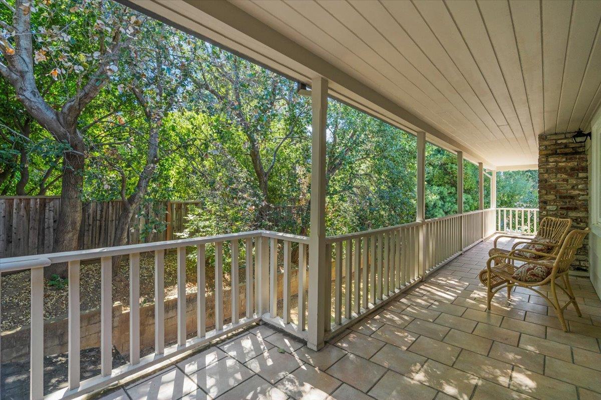 Detail Gallery Image 33 of 59 For 15195 El Camino Grande, Saratoga,  CA 95070 - 5 Beds | 4/1 Baths