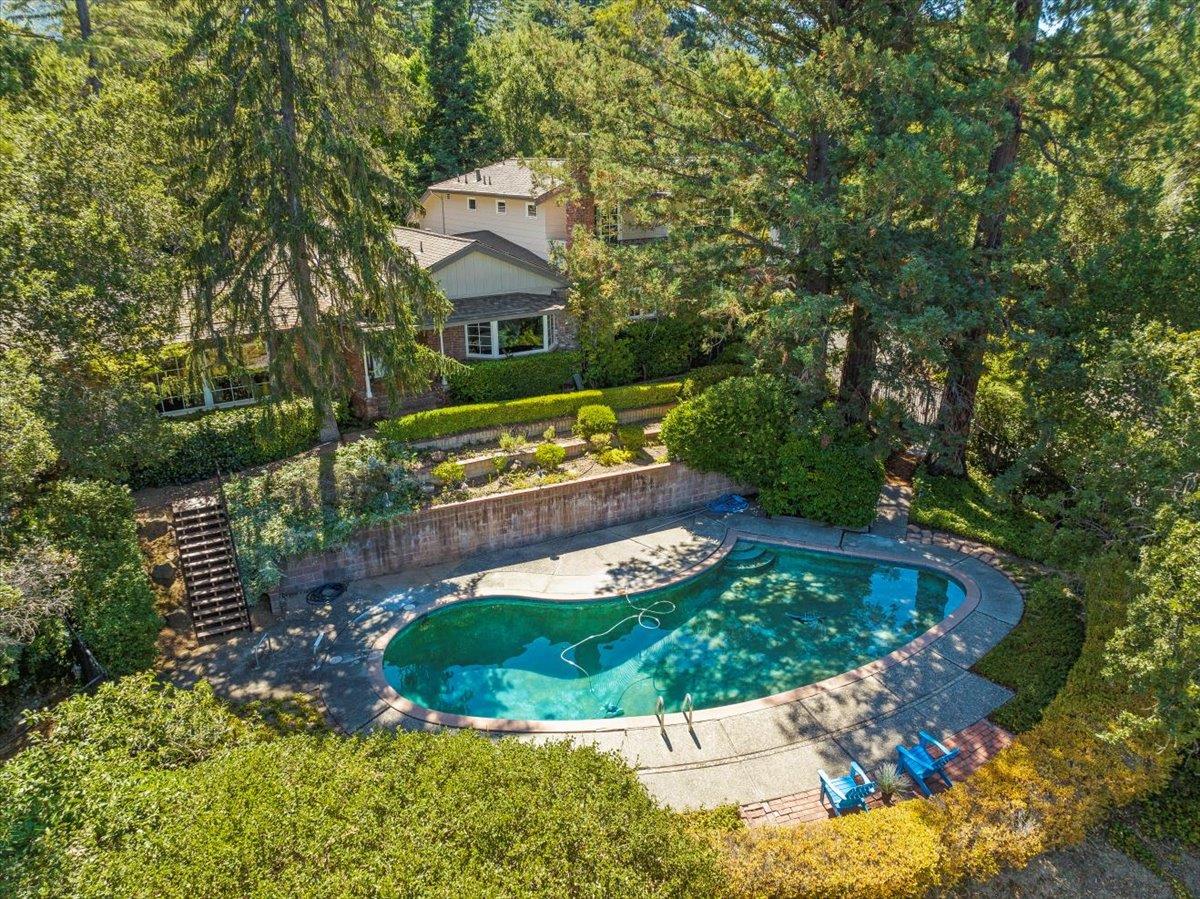 Detail Gallery Image 51 of 59 For 15195 El Camino Grande, Saratoga,  CA 95070 - 5 Beds | 4/1 Baths
