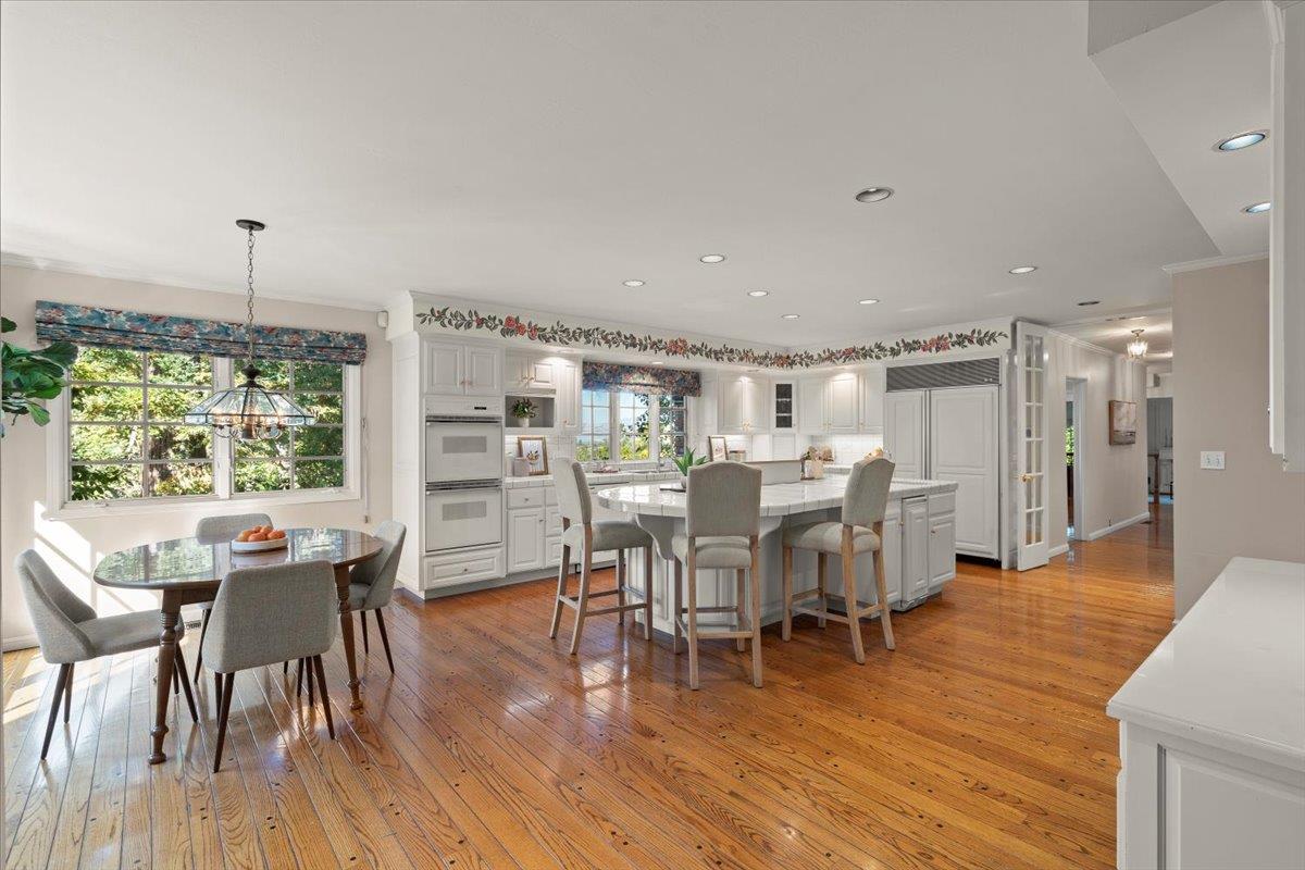 Detail Gallery Image 9 of 59 For 15195 El Camino Grande, Saratoga,  CA 95070 - 5 Beds | 4/1 Baths