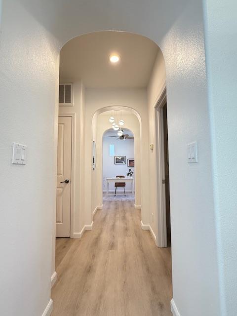 Detail Gallery Image 5 of 68 For 9639 Camassia Way, San Ramon,  CA 94582 - 3 Beds | 2/1 Baths
