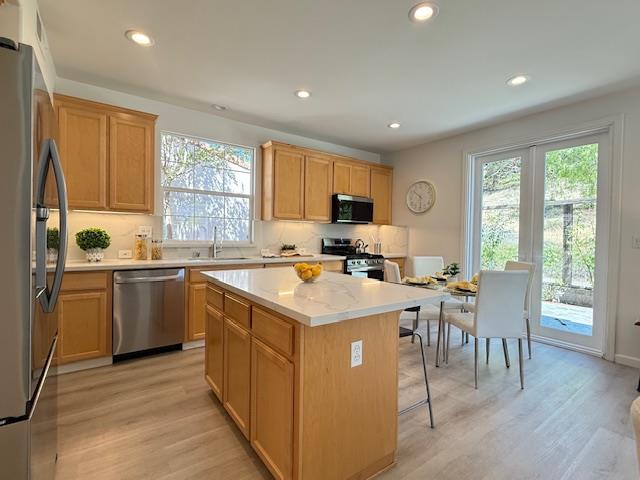 Detail Gallery Image 8 of 68 For 9639 Camassia Way, San Ramon,  CA 94582 - 3 Beds | 2/1 Baths