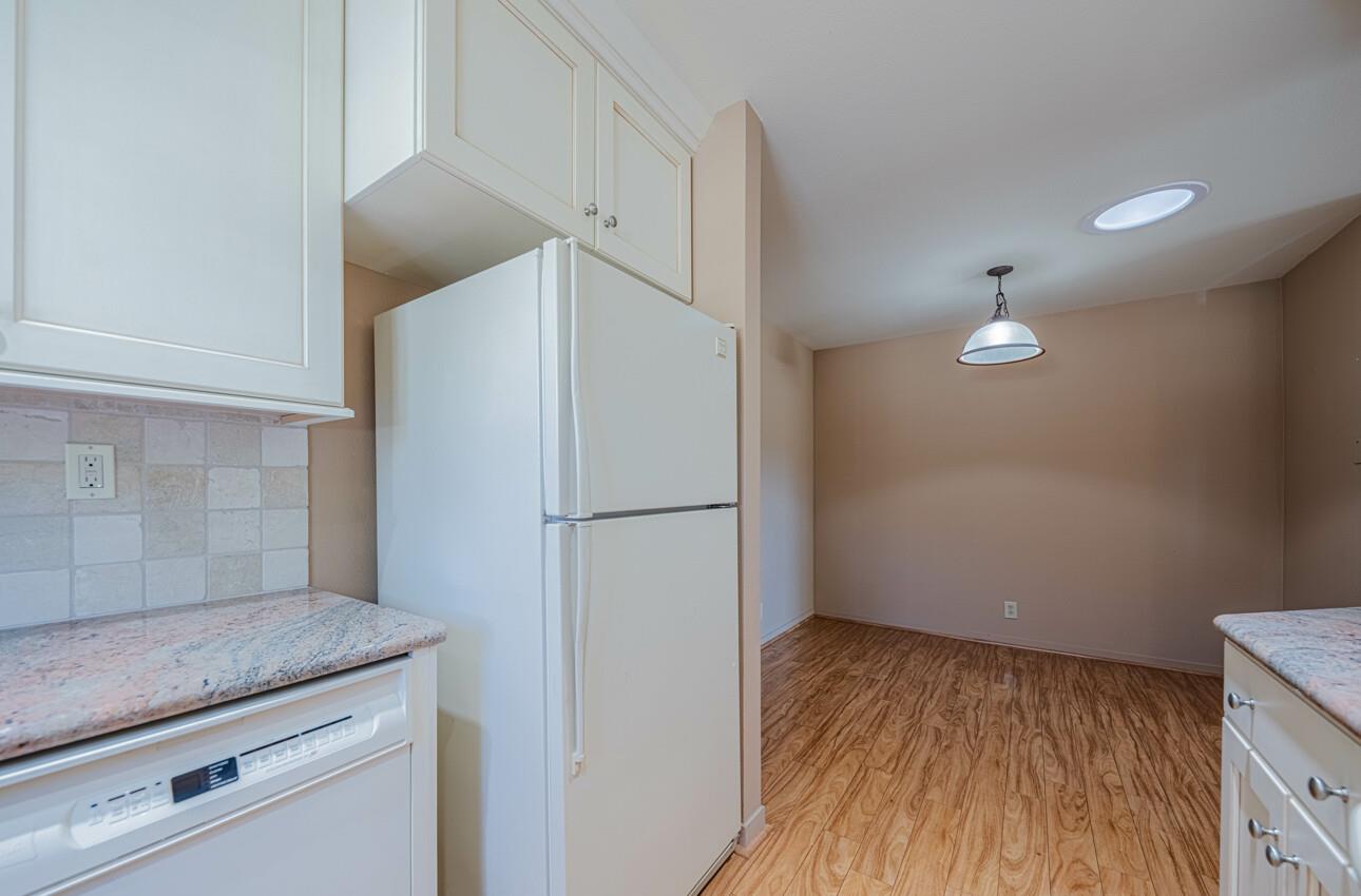 Detail Gallery Image 12 of 31 For 128 Nissen Rd #4,  Salinas,  CA 93901 - 2 Beds | 2 Baths