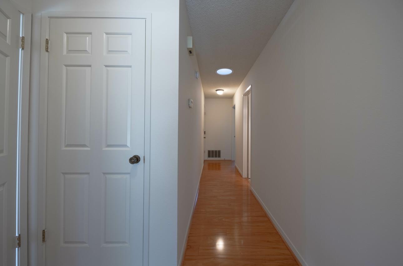 Detail Gallery Image 16 of 31 For 128 Nissen Rd #4,  Salinas,  CA 93901 - 2 Beds | 2 Baths