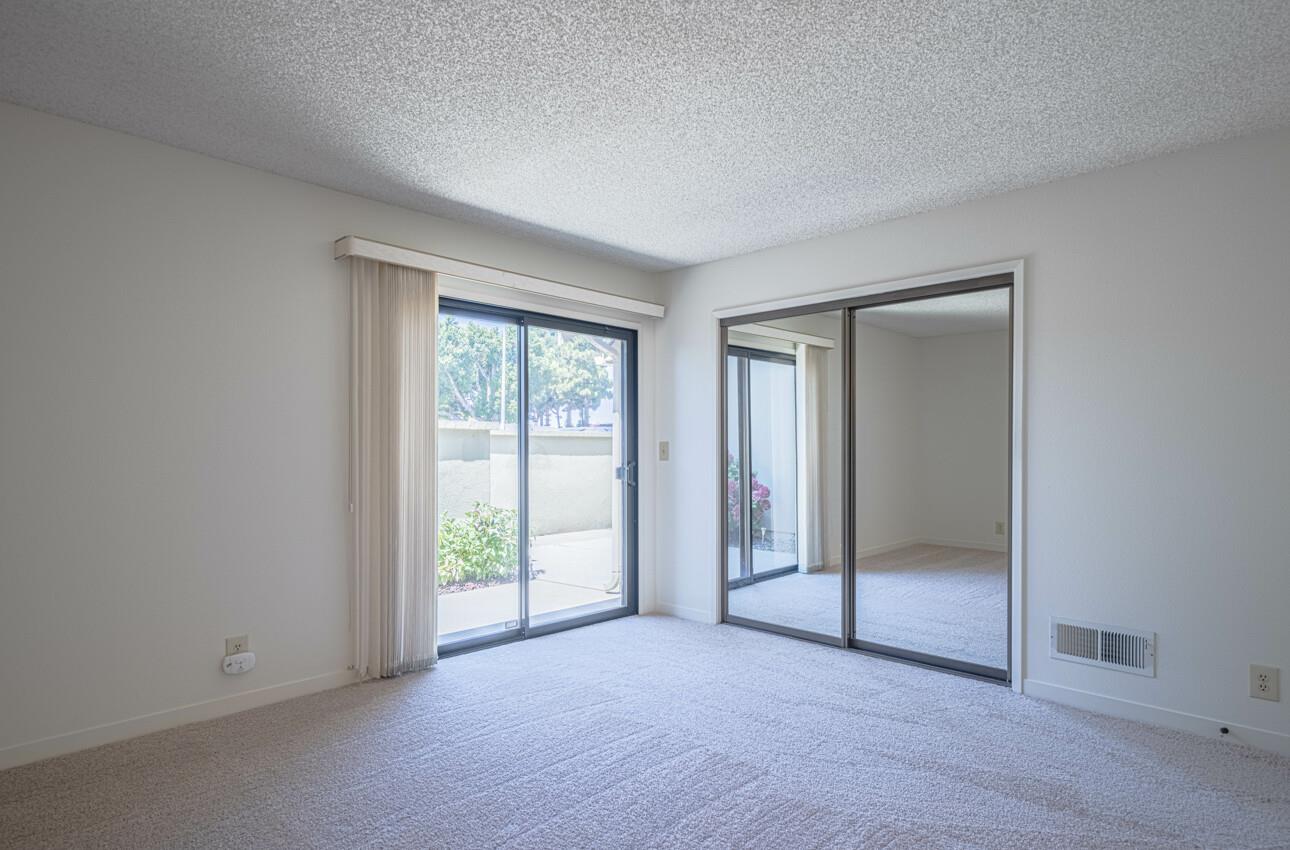 Detail Gallery Image 18 of 31 For 128 Nissen Rd #4,  Salinas,  CA 93901 - 2 Beds | 2 Baths