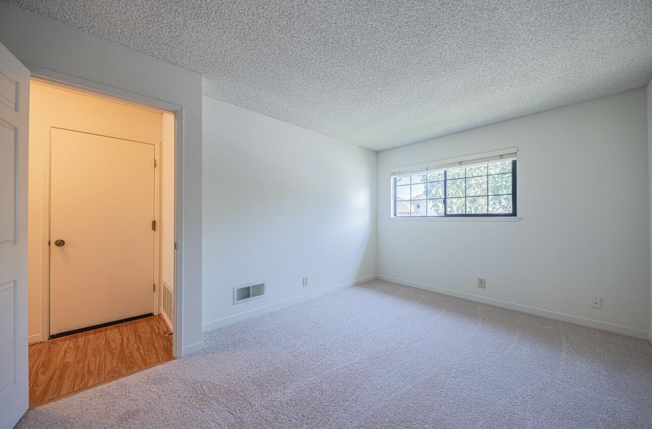 Detail Gallery Image 26 of 31 For 128 Nissen Rd #4,  Salinas,  CA 93901 - 2 Beds | 2 Baths