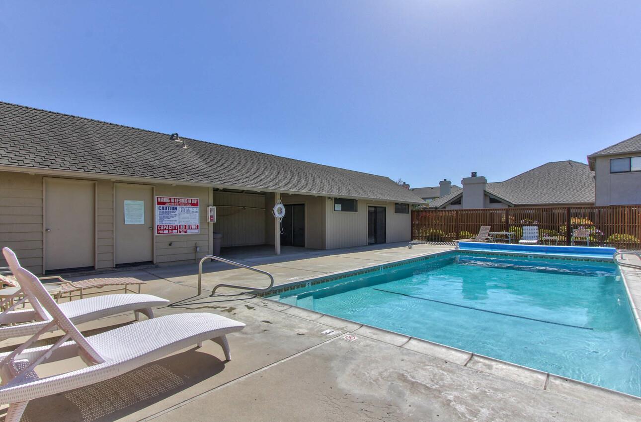 Detail Gallery Image 31 of 31 For 128 Nissen Rd #4,  Salinas,  CA 93901 - 2 Beds | 2 Baths