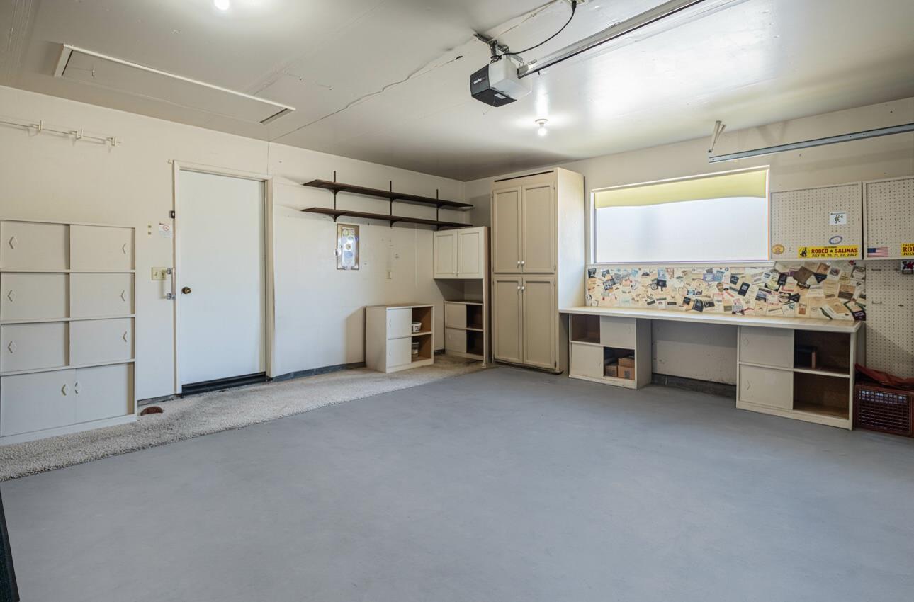 Detail Gallery Image 41 of 44 For 128 Nissen Rd #4,  Salinas,  CA 93901 - 2 Beds | 2 Baths