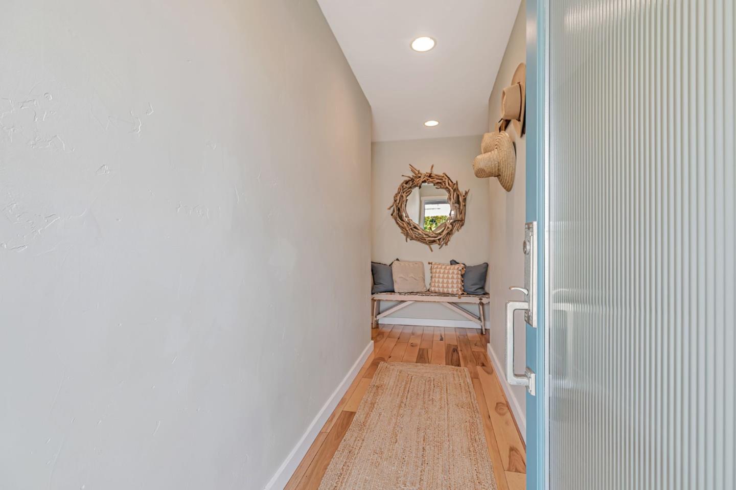Detail Gallery Image 5 of 73 For 5080 Garnet St, Capitola,  CA 95010 - – Beds | – Baths