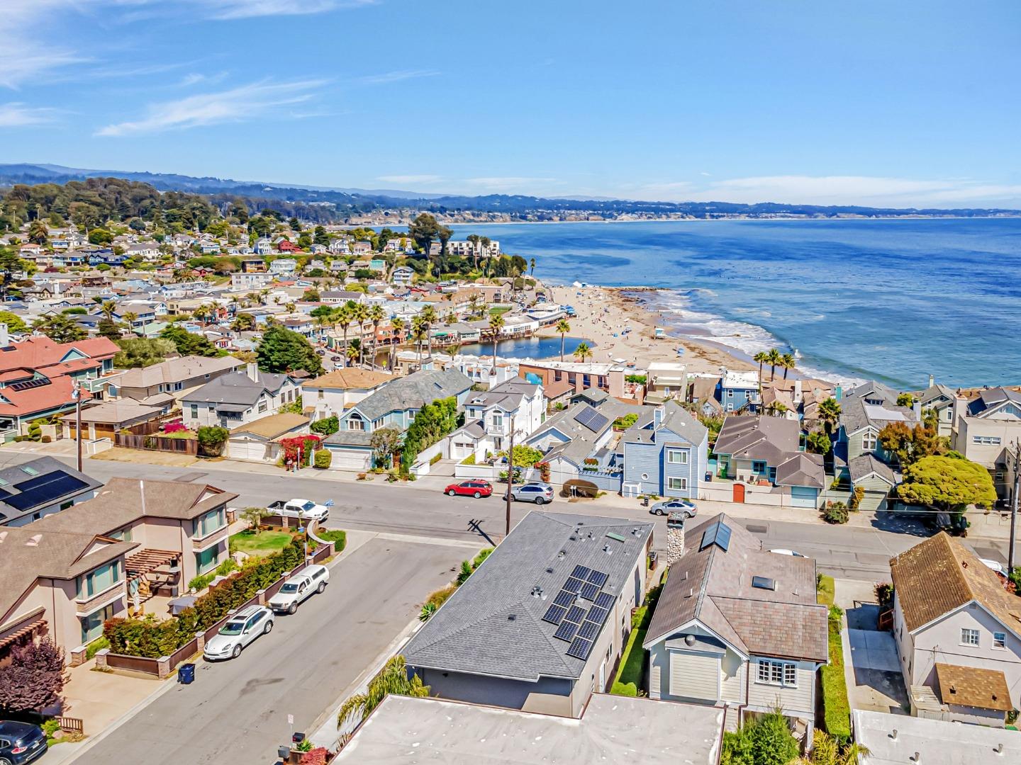 Detail Gallery Image 70 of 73 For 5080 Garnet St, Capitola,  CA 95010 - – Beds | – Baths