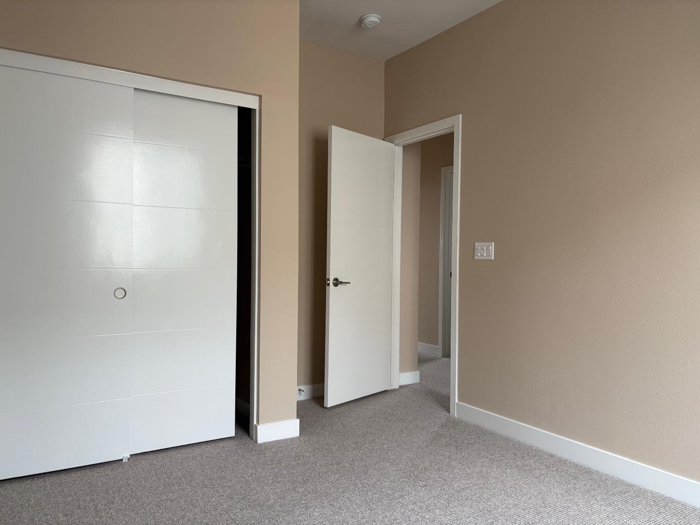 Detail Gallery Image 6 of 22 For 312 Bridgewater Way #1,  Gardena,  CA 90247 - 3 Beds | 3/1 Baths