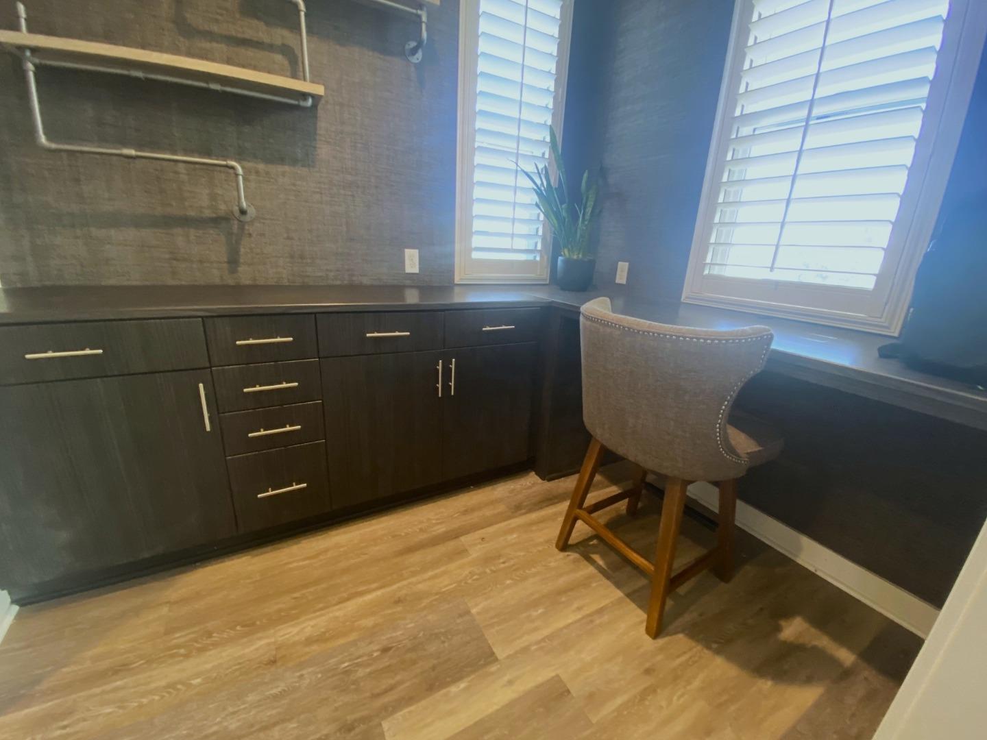 Detail Gallery Image 9 of 22 For 312 Bridgewater Way #1,  Gardena,  CA 90247 - 3 Beds | 3/1 Baths
