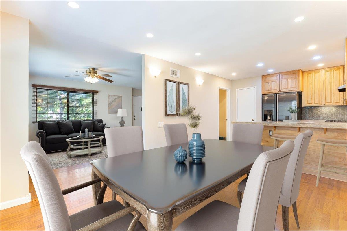 Detail Gallery Image 15 of 39 For 5453 Colony Green Dr, San Jose,  CA 95123 - 2 Beds | 2/1 Baths