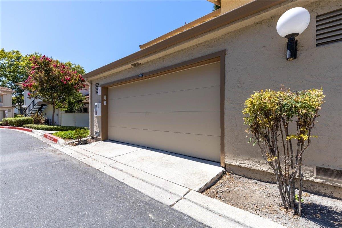 Detail Gallery Image 33 of 39 For 5453 Colony Green Dr, San Jose,  CA 95123 - 2 Beds | 2/1 Baths