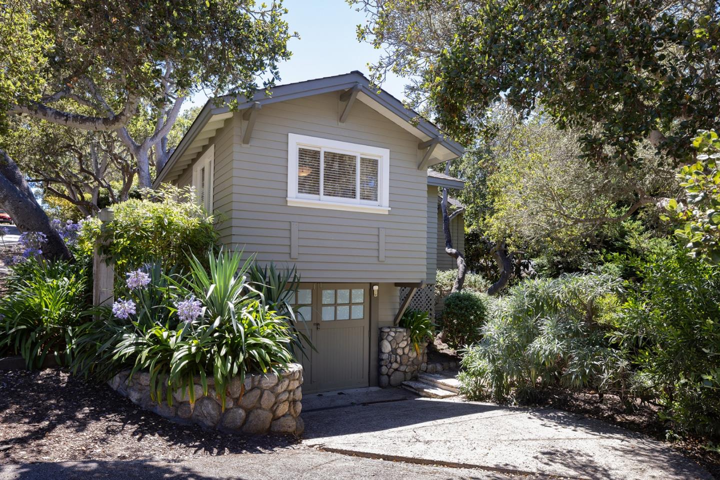 Detail Gallery Image 2 of 25 For 0 Sw Corner Camino Real and 4th Ave, Carmel,  CA 93921 - 2 Beds | 2 Baths