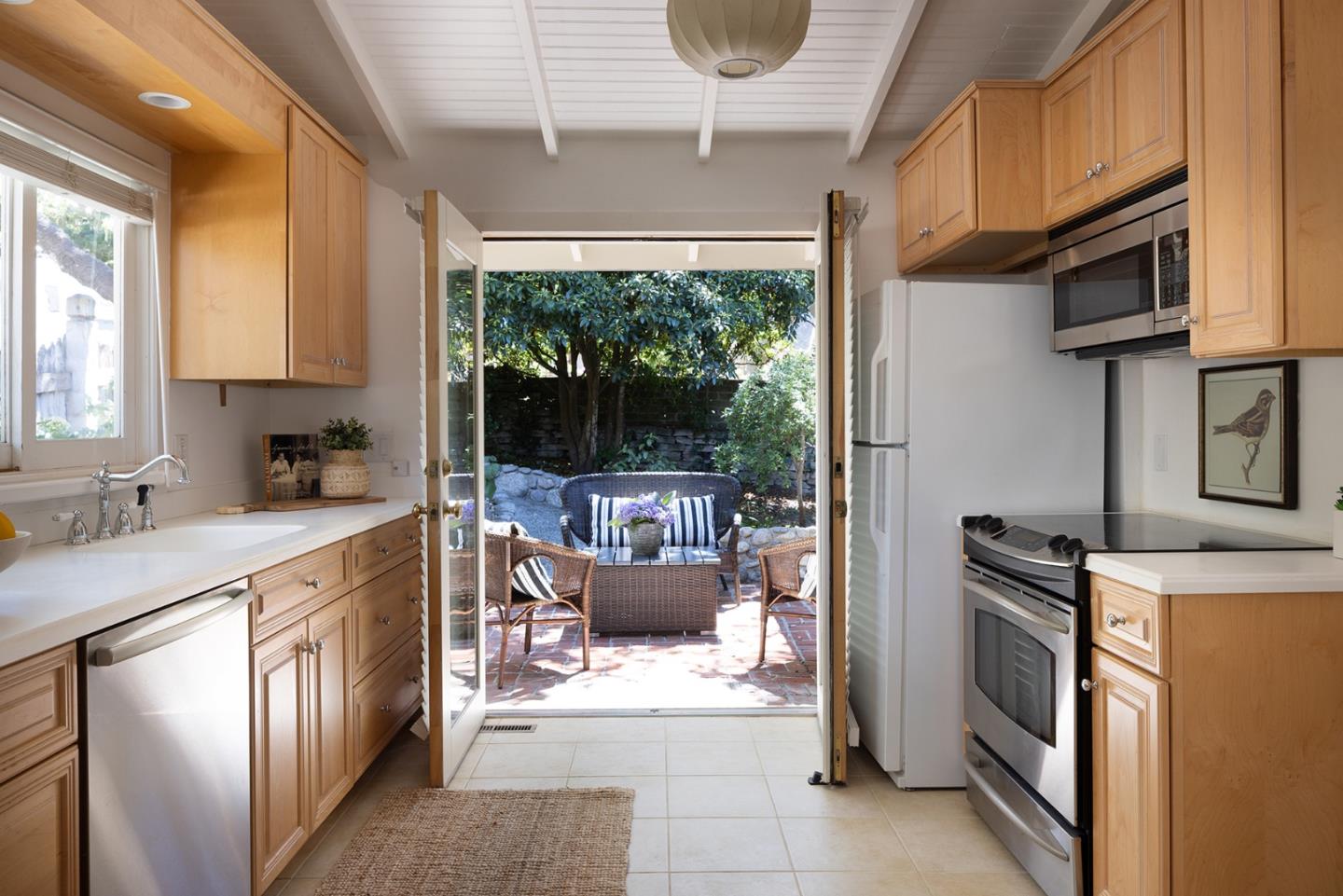 Detail Gallery Image 6 of 25 For 0 Sw Corner Camino Real and 4th Ave, Carmel,  CA 93921 - 2 Beds | 2 Baths