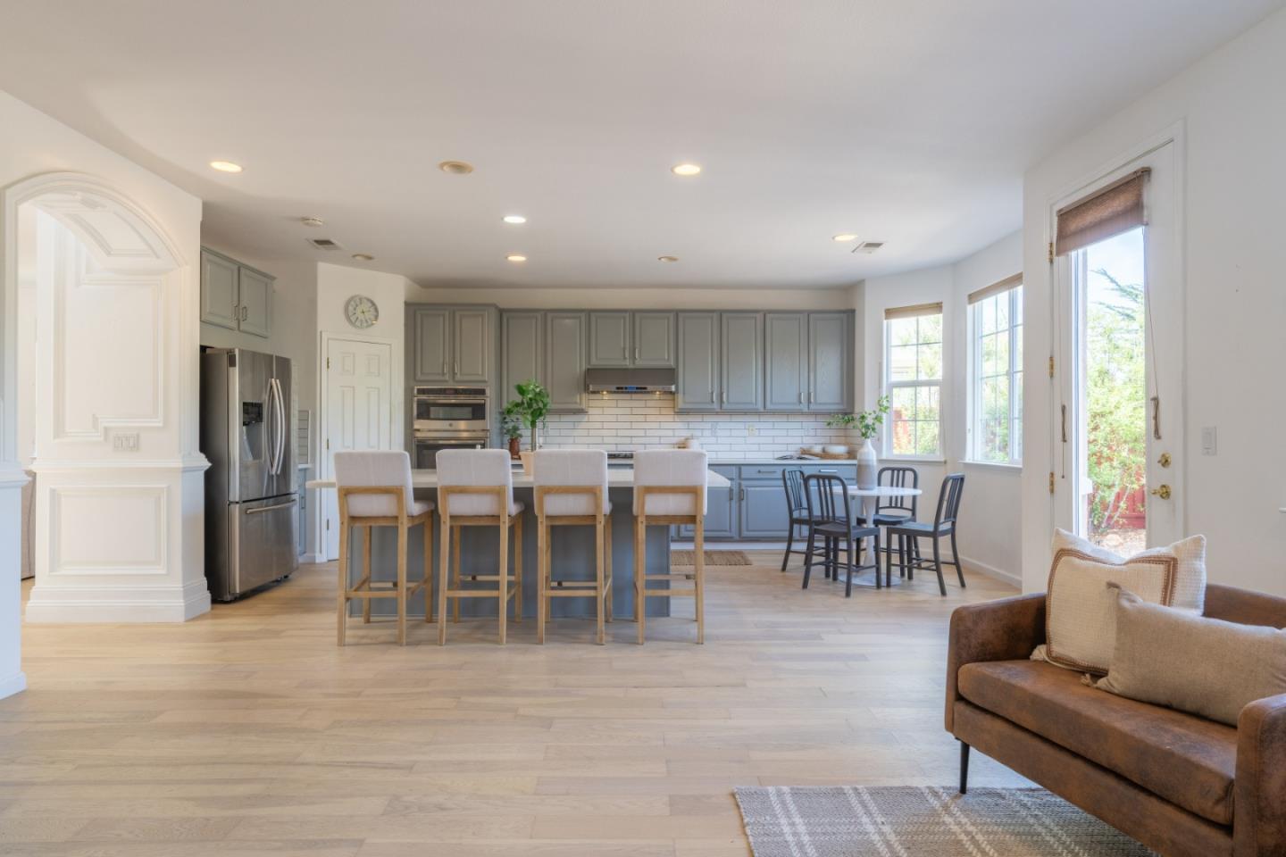 Detail Gallery Image 12 of 32 For 4785 Sea Crest Dr, Seaside,  CA 93955 - 4 Beds | 2/1 Baths