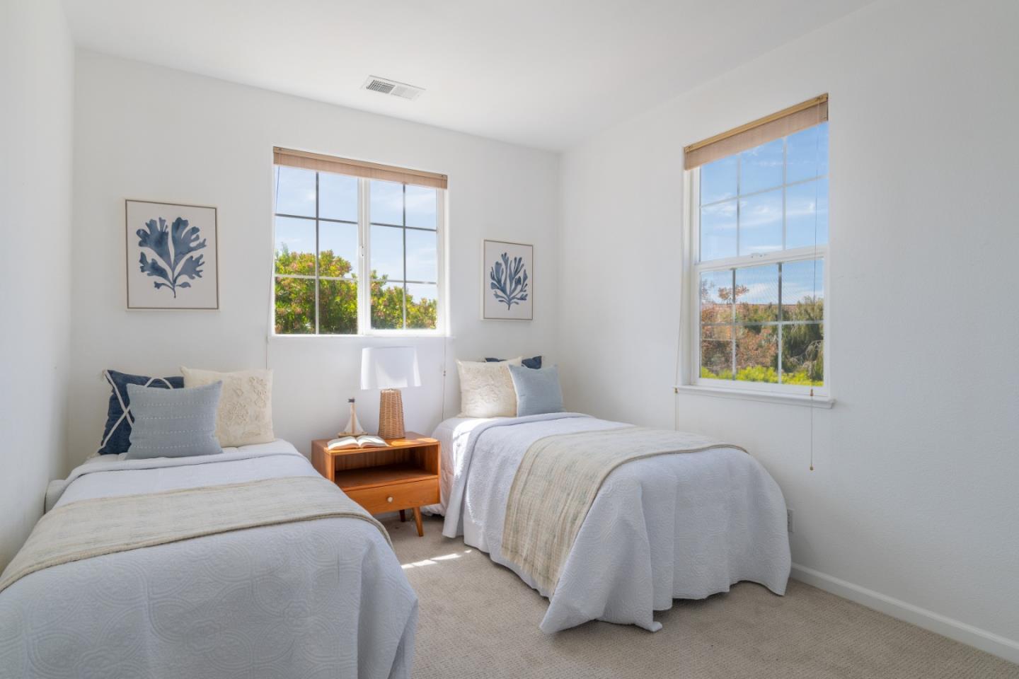 Detail Gallery Image 23 of 32 For 4785 Sea Crest Dr, Seaside,  CA 93955 - 4 Beds | 2/1 Baths