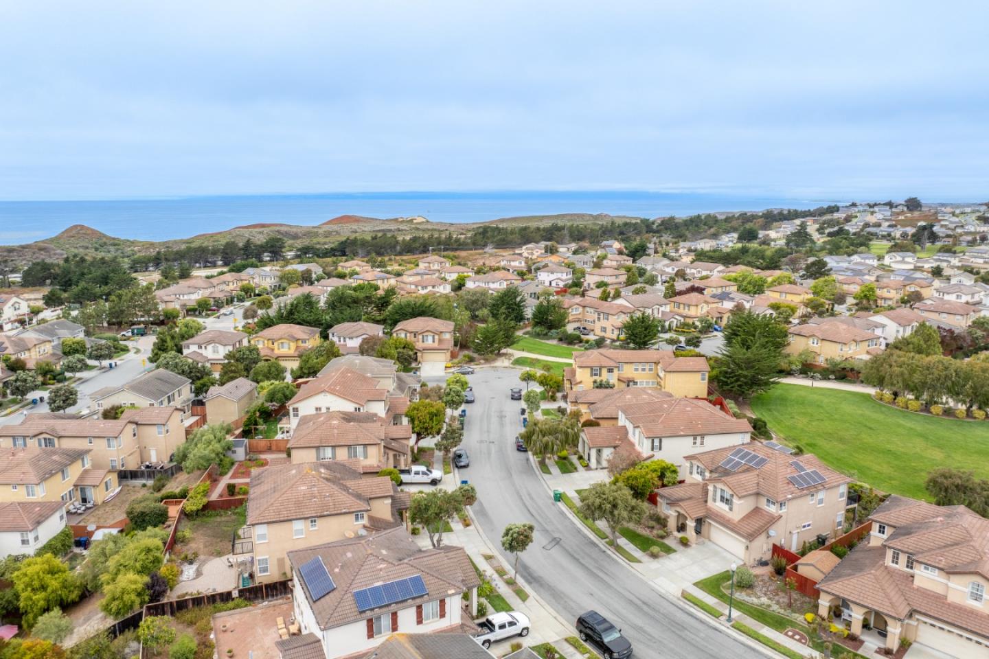 Detail Gallery Image 31 of 32 For 4785 Sea Crest Dr, Seaside,  CA 93955 - 4 Beds | 2/1 Baths